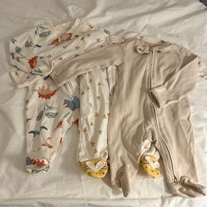 3 carters footies- size 3 months